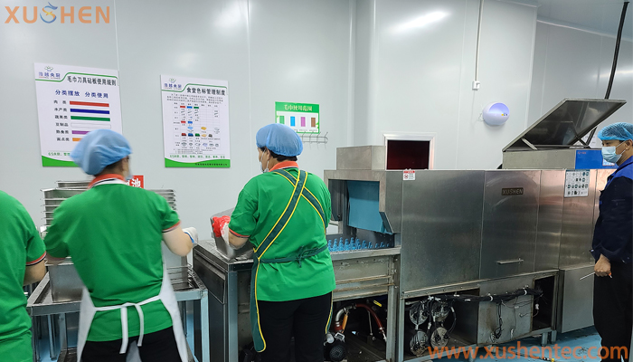 學(xué)校洗碗機(jī)-食堂洗碗機(jī)-旭申環(huán)??萍加邢薰?/></a></p><p style=